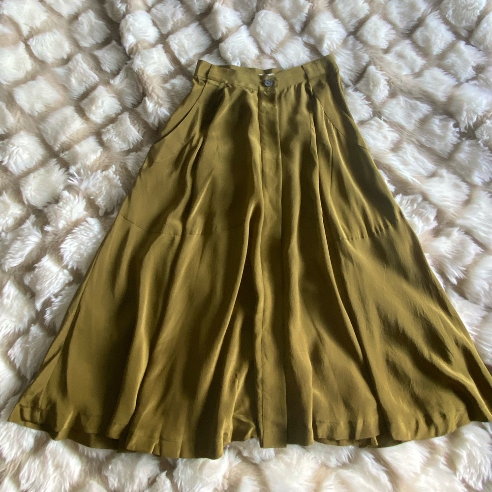 100% Silk Broadway & Broome Skirt